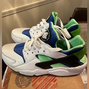 Men’s Nike Huaraches